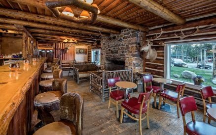 Redfish Lake Lodge Lounge