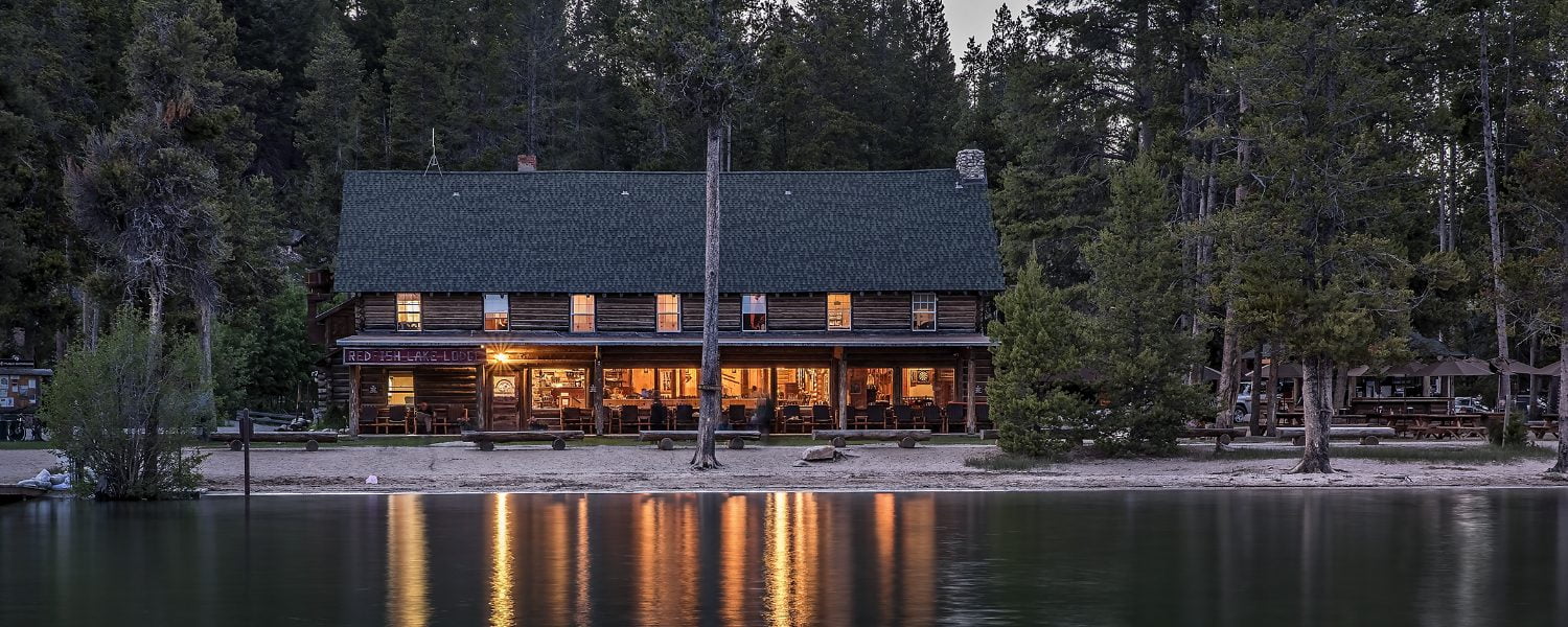 Redfish Lake Lodge and lake